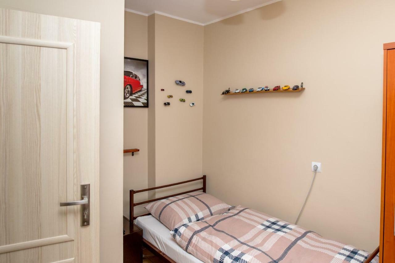 Pokoje Goscinne Arkadia Września Exterior foto