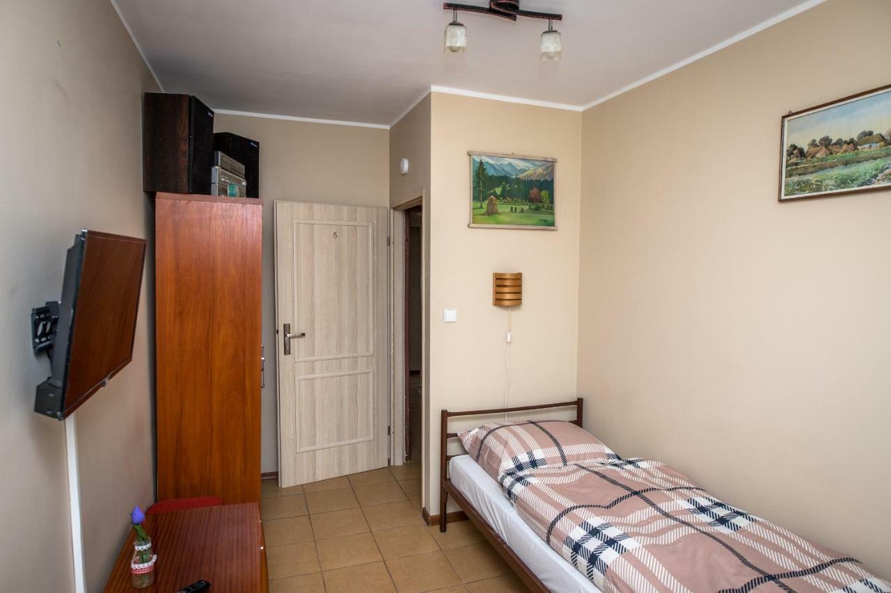 Pokoje Goscinne Arkadia Września Exterior foto